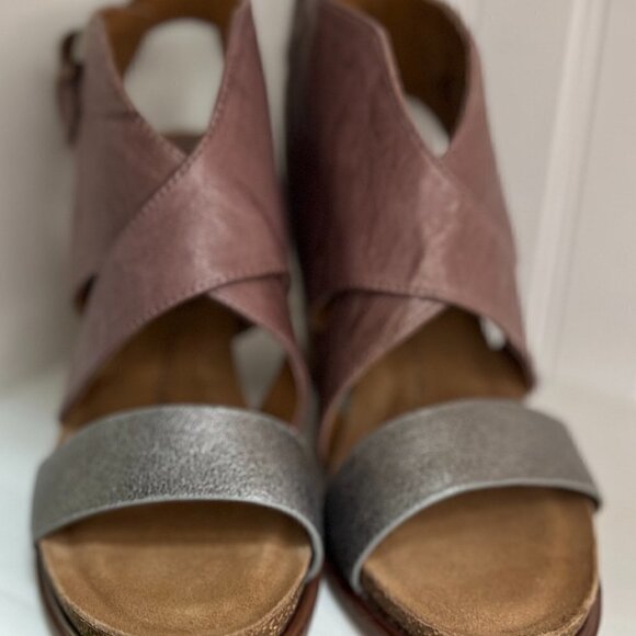 Söfft | Gray & Anthracite Christine Leather Sandal - Women Size 9 - Picture 4 of 8